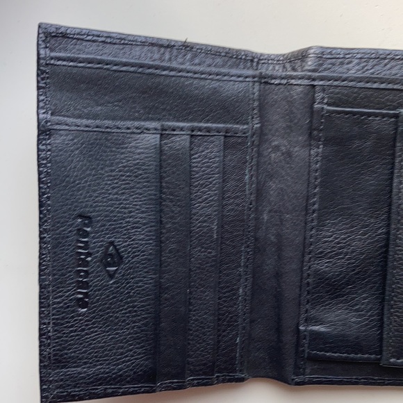 Pentacare Unisex Wallet - Picture 3 of 7